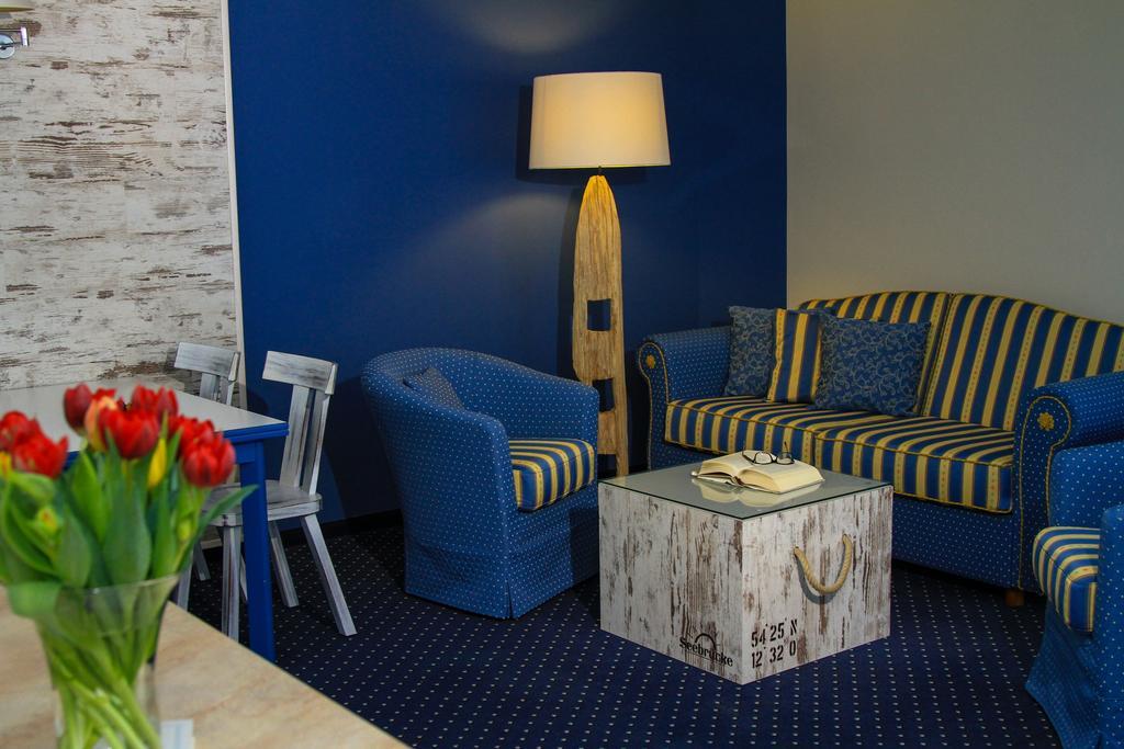 Hotel & Restaurant Seebruecke Zingst Quarto foto