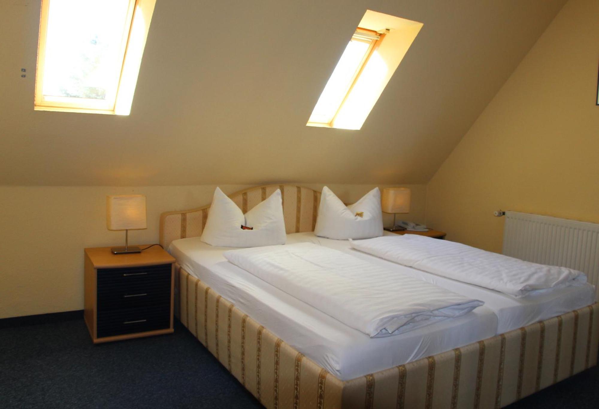 Hotel & Restaurant Seebruecke Zingst Quarto foto
